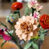 Bild von Bauspielzeug, Schöner Rosafarbener Blumenstrauß "Botanical Collection"